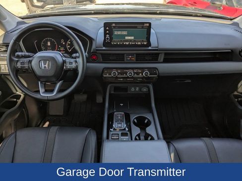 Used 2025 Honda Pilot EX-L image 19