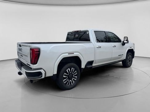 Used 2024 GMC Sierra 2500 Denali Ultimate image 6