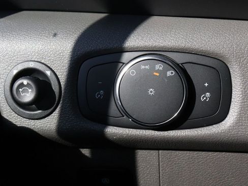 New 2026 Ford Transit 250 148 Medium Roof w/ Load Area Protection Package image 16