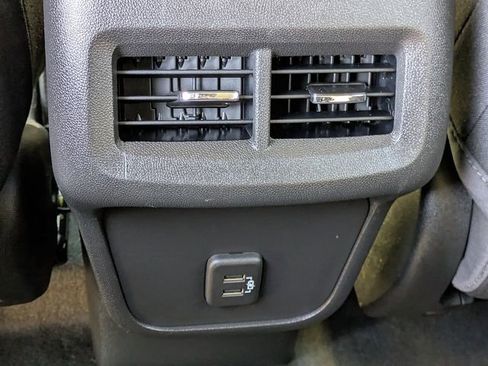 Used 2022 GMC Terrain SLE w/ Driver Convenience Package image 14