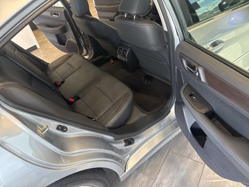 Used 2017 Subaru Legacy 2.5i Limited image 20