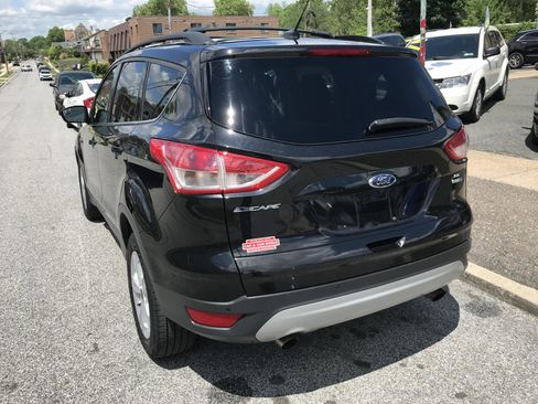 Used 2015 Ford Escape SE w/ Equipment Group 201A AWD/4WD image 6