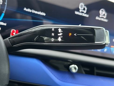 New 2026 Cadillac Optiq Luxury 1 image 31