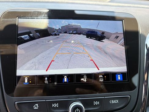 Used 2024 Chevrolet Equinox RS FWD image 19
