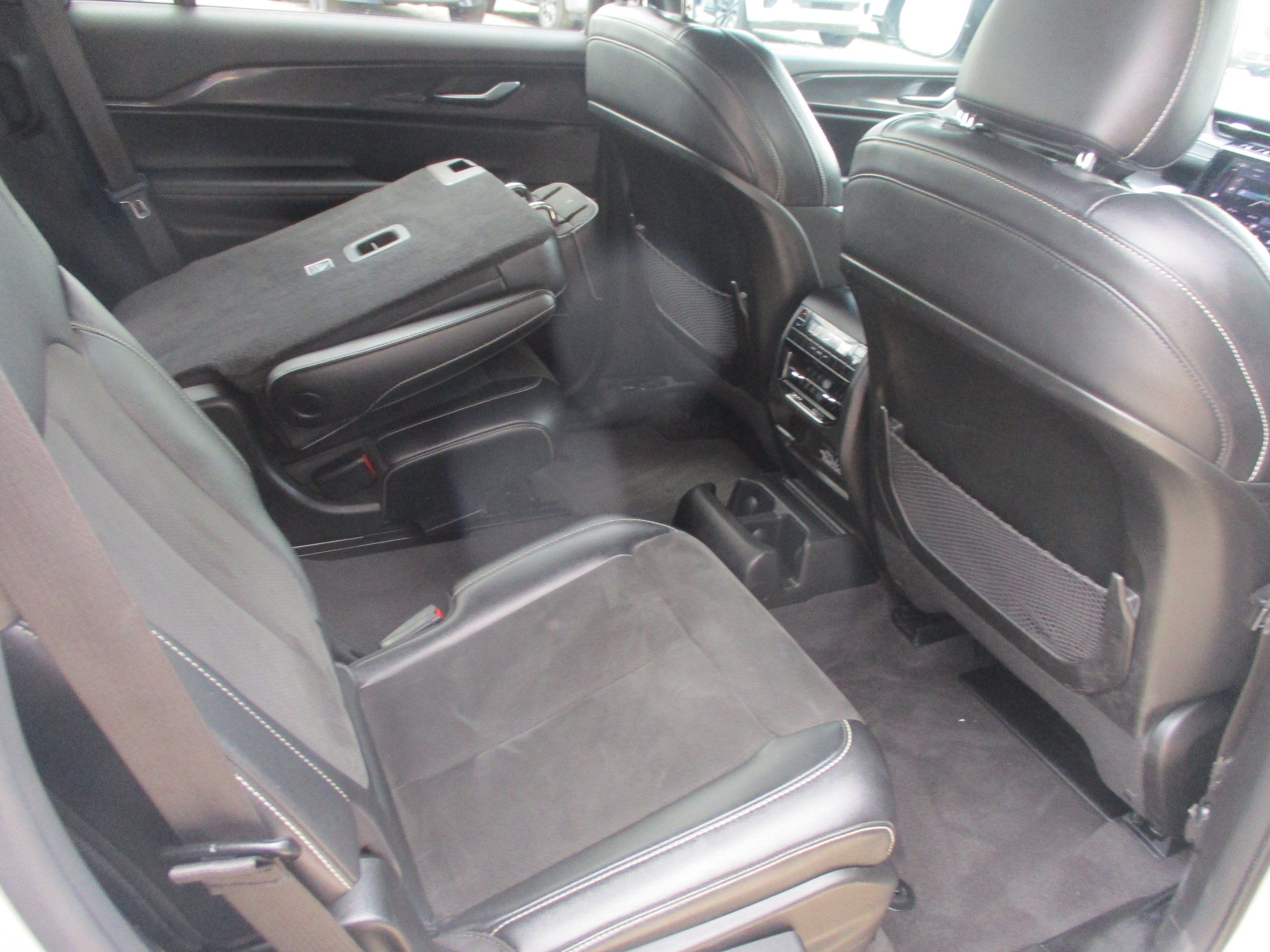 Used 2021 Jeep Grand Cherokee L Laredo AWD/4WD image 10