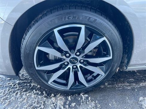 Used 2022 Chevrolet Malibu RS image 30