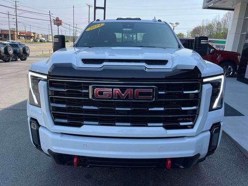 Used 2024 GMC Sierra 3500 AT4 w/ AT4 Premium Plus Package image 8