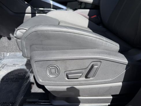 Used 2025 Audi Q5 Premium Plus w/ Premium Plus AWD/4WD image 32