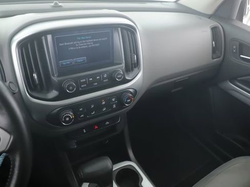 Used 2015 Chevrolet Colorado LT w/ LT Convenience Package image 23