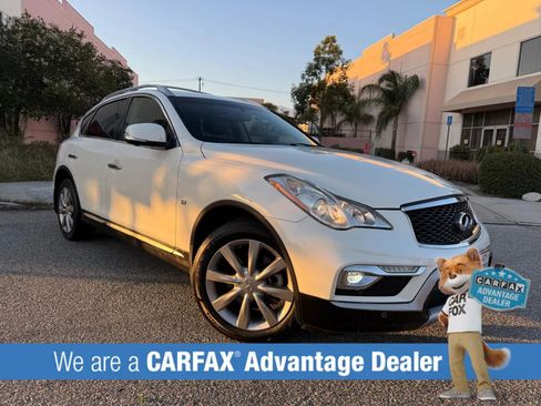 Used 2017 INFINITI QX50 2WD w/ Premium Plus Package image 2