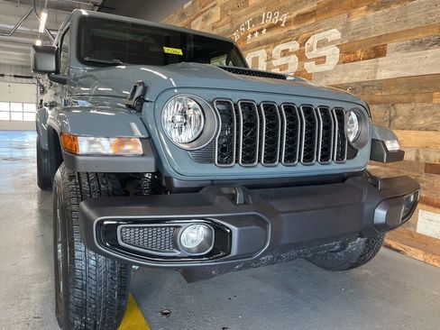 New 2026 Jeep Gladiator Sport image 51