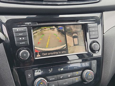 Used 2020 Nissan Rogue Sport SL AWD/4WD image 17