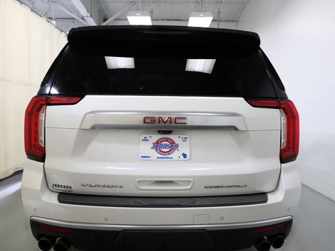 Used 2022 GMC Yukon XL Denali w/ Denali Premium Package AWD/4WD image 20