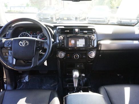 Used 2018 Toyota 4Runner TRD Pro AWD/4WD image 18