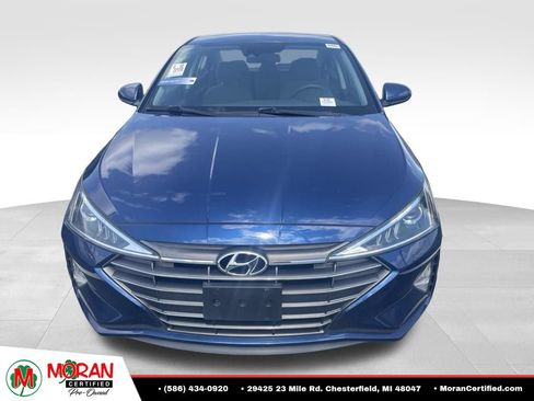 Used 2020 Hyundai Elantra SE FWD image 2