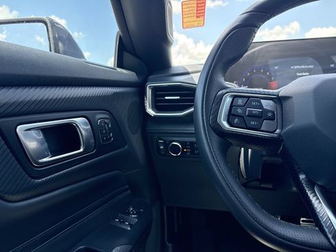 Used 2025 Ford Mustang GT Premium RWD image 16