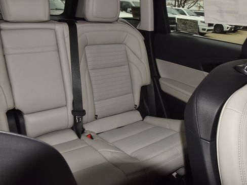 New 2026 Lincoln Nautilus Reserve image 21