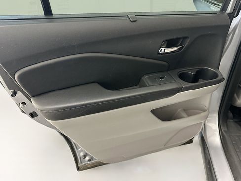 Used 2016 Honda Pilot Elite image 27