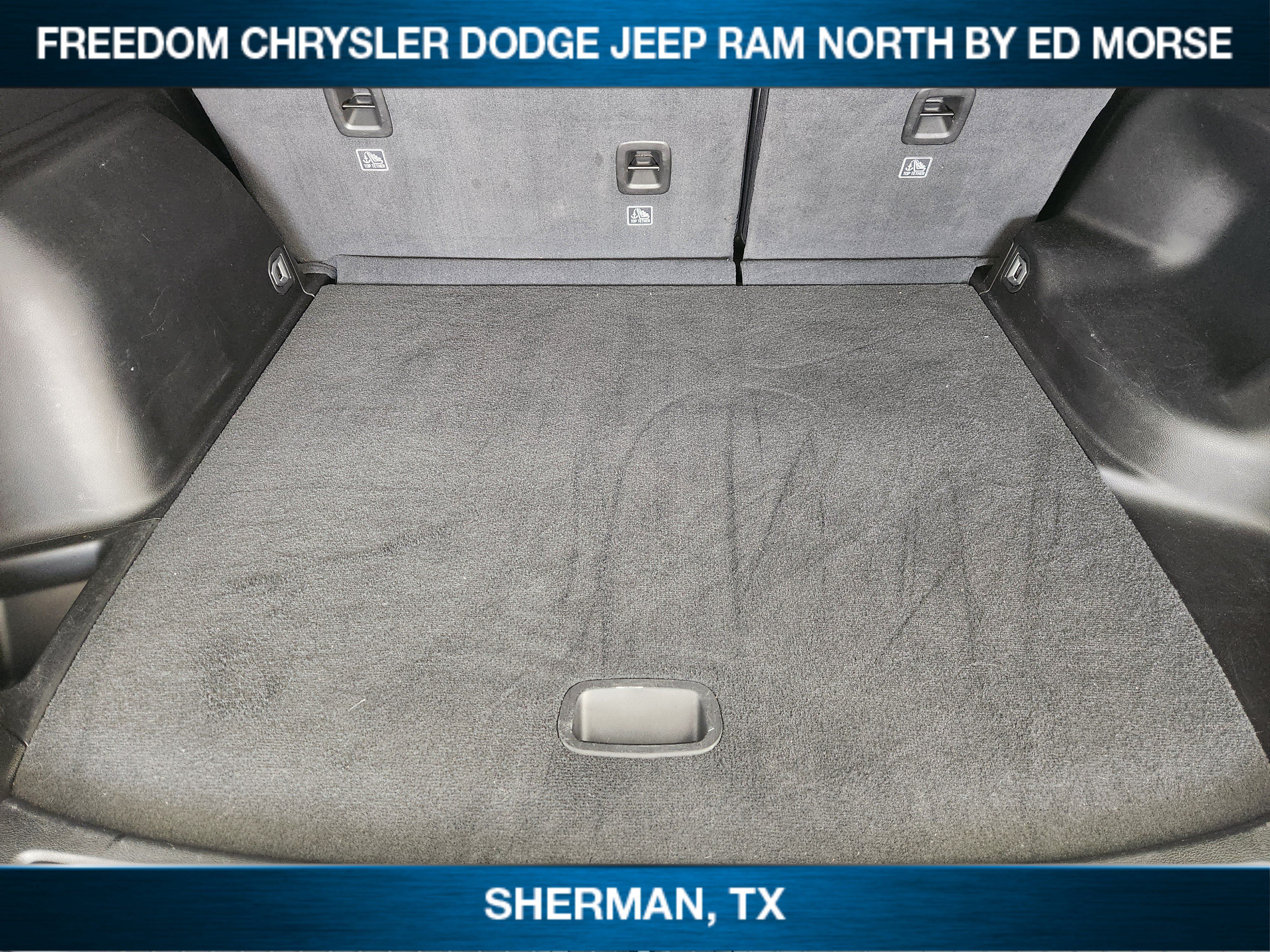 Used 2023 Jeep Grand Cherokee Laredo RWD image 21