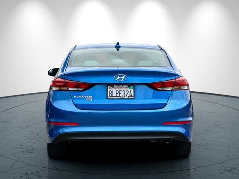Used 2017 Hyundai Elantra SE FWD image 5