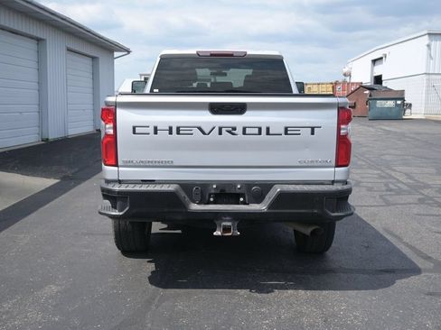 Used 2021 Chevrolet Silverado 2500 Custom w/ Custom Value Package AWD/4WD image 7