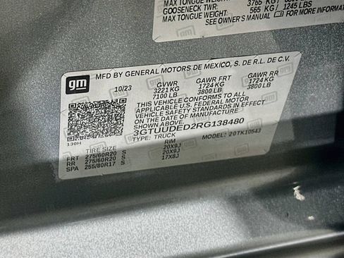 Certified 2024 GMC Sierra 1500 SLT w/ X31 Off-Road Package AWD/4WD image 32