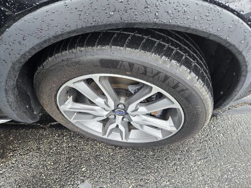 Used 2016 Volvo V60 T5 Cross Country image 16