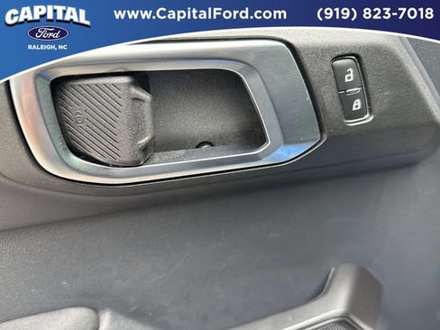 Used 2025 Ford Bronco Badlands w/ Matte Film Protection Package AWD/4WD image 21
