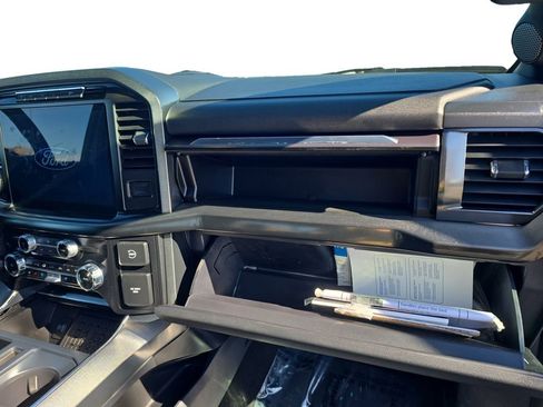 Used 2024 Ford F150 Platinum image 18
