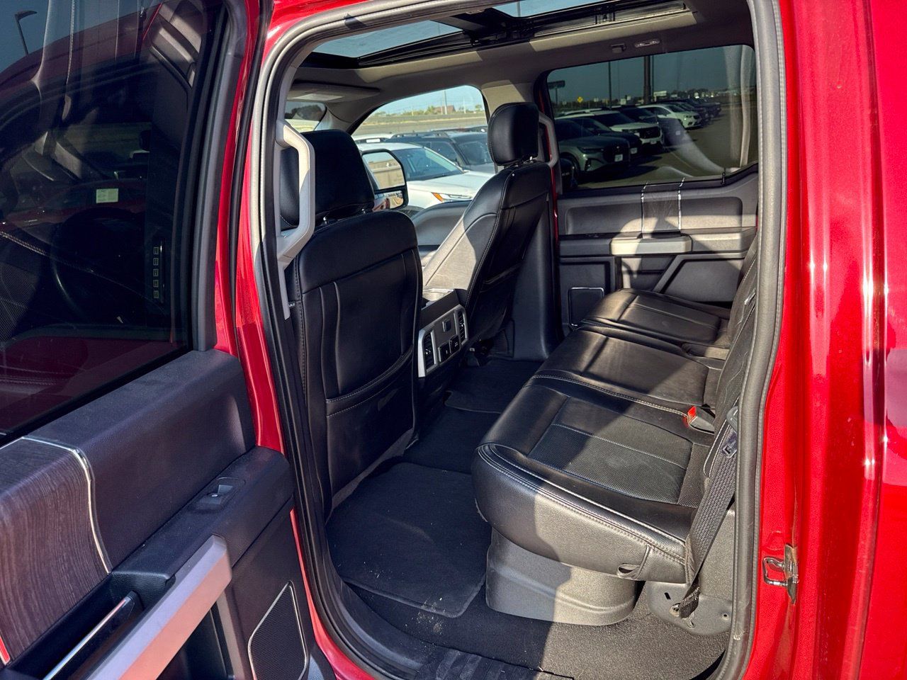 Used 2020 Ford F450 Lariat w/ Lariat Ultimate Package AWD/4WD image 5