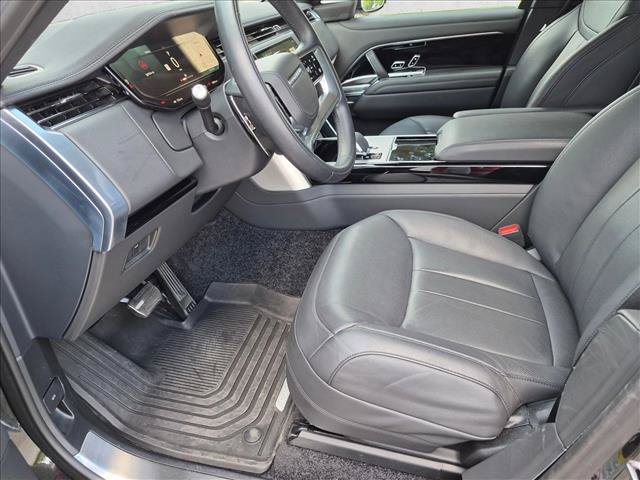 Used 2024 Land Rover Range Rover SE AWD/4WD image 17