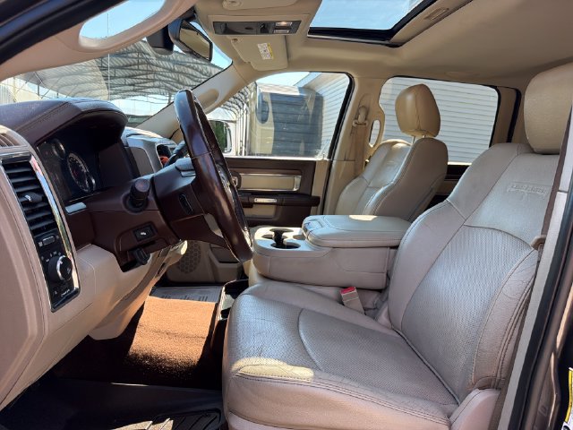 Used 2015 RAM 2500 Laramie w/ Convenience Group AWD/4WD image 11