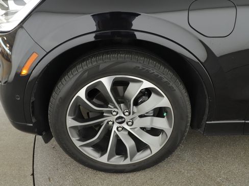 Used 2023 Lincoln Aviator Grand Touring w/ Equipment Group 301A image 4