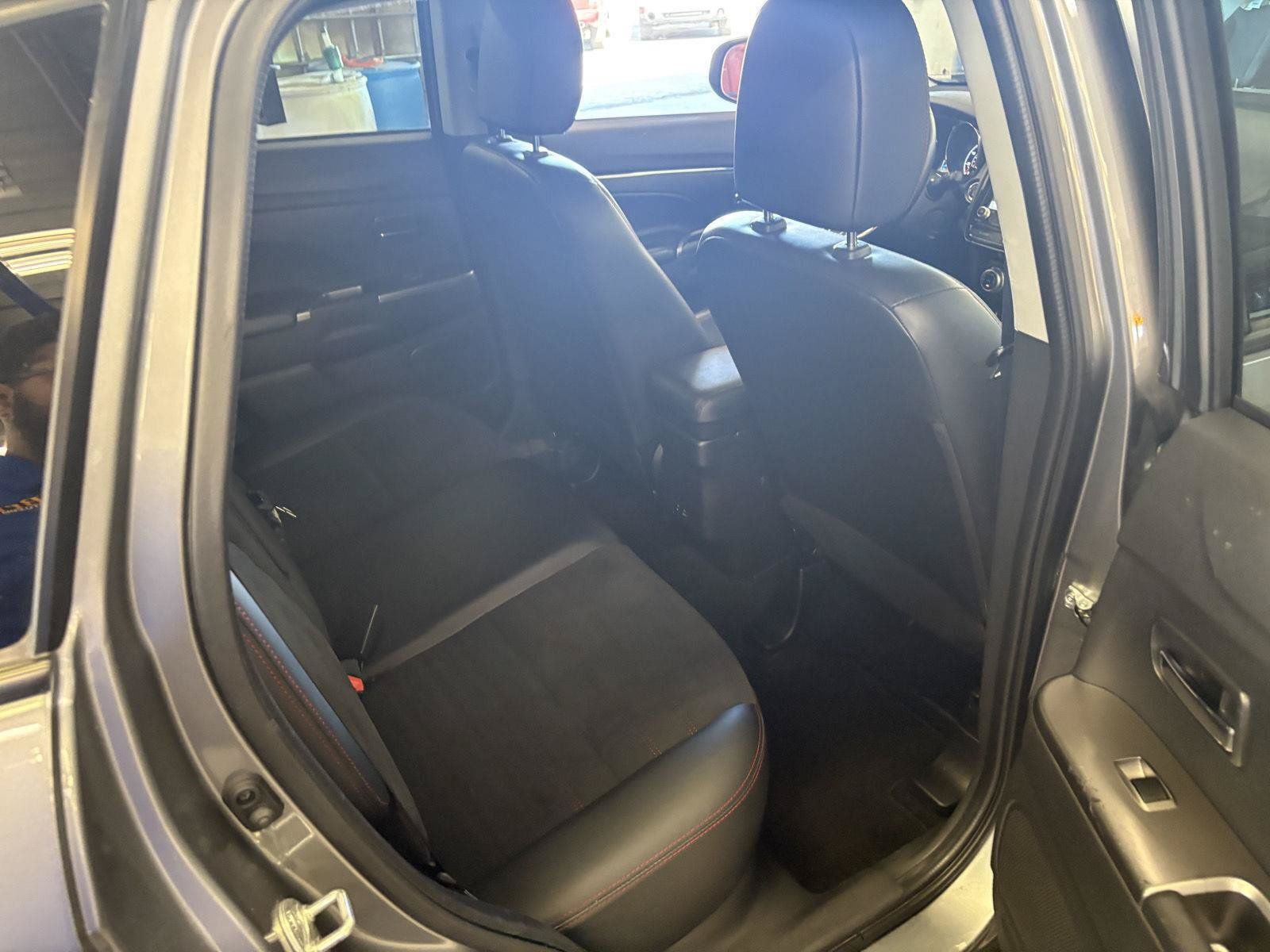 Used 2024 Mitsubishi Outlander Sport AWD image 11