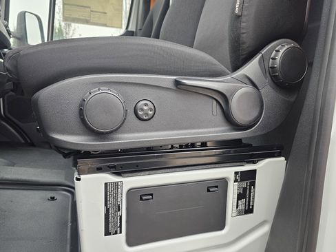New 2024 Mercedes-Benz Sprinter 4500 image 18