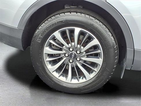 Used 2021 Lincoln Nautilus AWD w/ Equipment Group 101A image 9