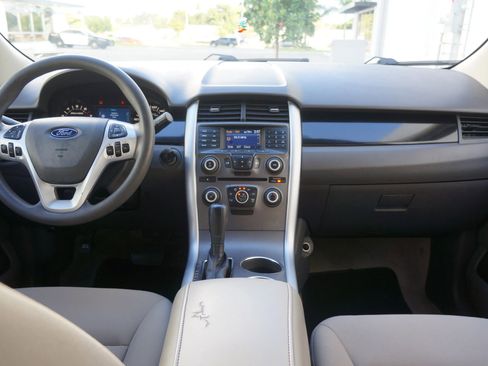 Used 2011 Ford Edge SE w/ 101A Rapid Spec Order Code image 31