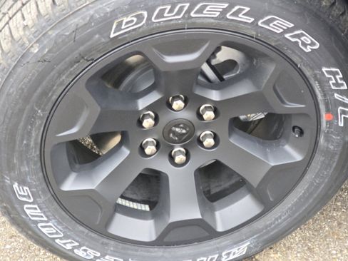 New 2026 RAM 1500 Big Horn w/ Night Edition image 18