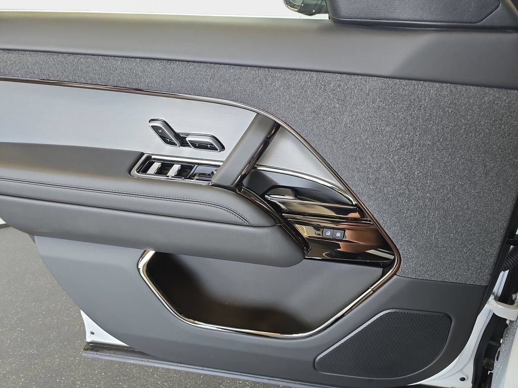 New 2026 Land Rover Range Rover Sport SE AWD/4WD image 19