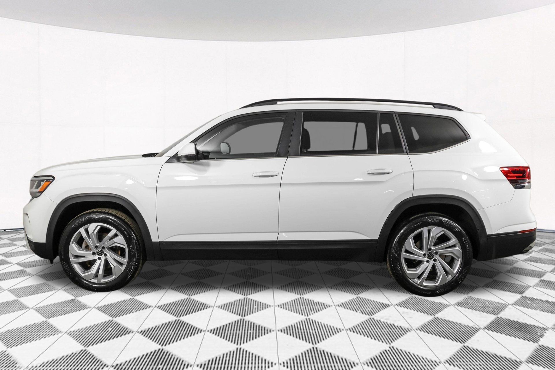 Used 2022 Volkswagen Atlas SE AWD/4WD image 21