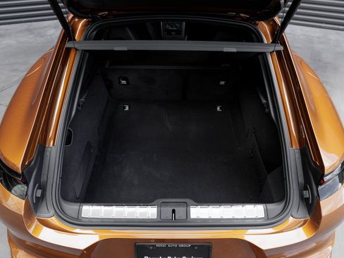 Certified 2025 Porsche Panamera Turbo S image 30