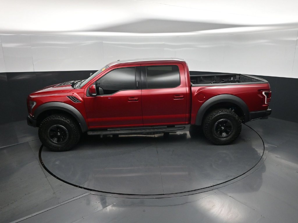 Used 2017 Ford F150 Raptor w/ Equipment Group 802A Luxury AWD/4WD image 40