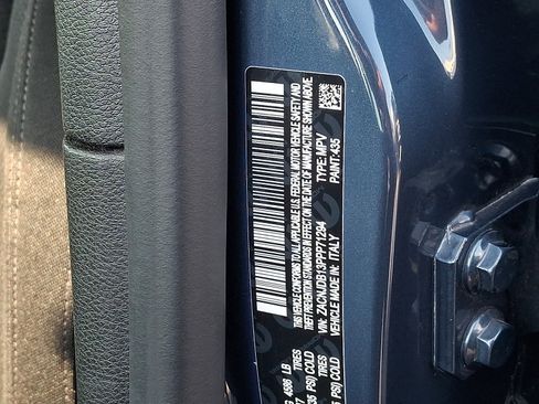 Used 2023 Jeep Renegade Latitude AWD/4WD image 26
