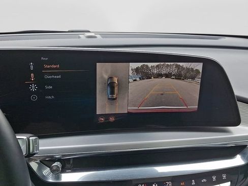 Used 2024 Cadillac Lyriq Luxury AWD/4WD image 19
