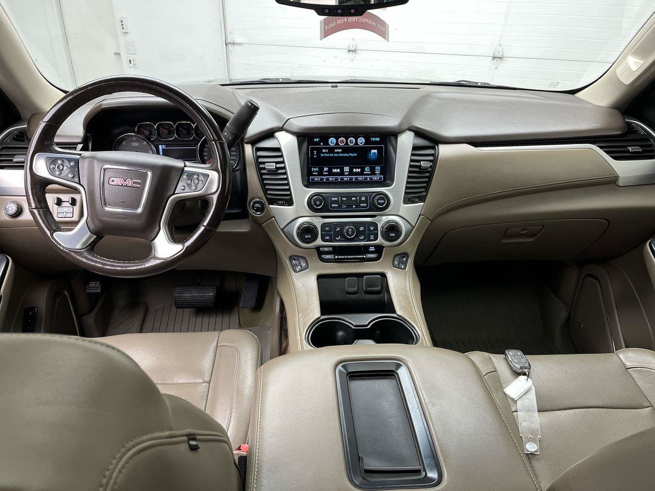 Used 2019 GMC Yukon SLT w/ HD Trailering Package AWD/4WD image 4