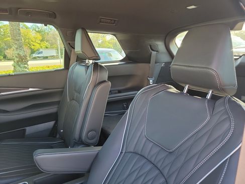 New 2026 INFINITI QX60 Autograph w/ Dark Cargo Package image 9