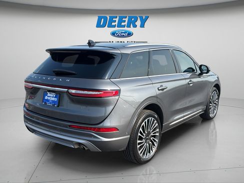 Used 2022 Lincoln Corsair Reserve w/ Equipment Group 201A AWD/4WD image 13