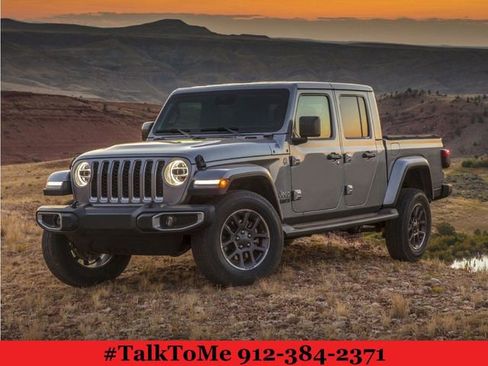 Used 2023 Jeep Gladiator Overland AWD/4WD image 1