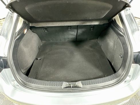 Used 2018 MAZDA MAZDA3 Touring FWD image 30
