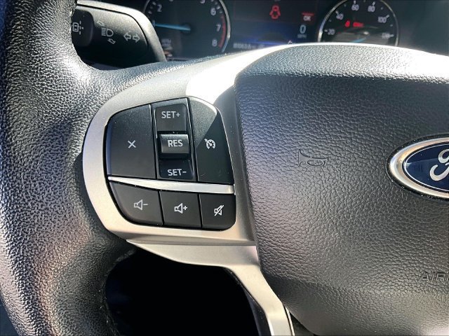Used 2022 Ford Explorer XLT AWD/4WD image 23
